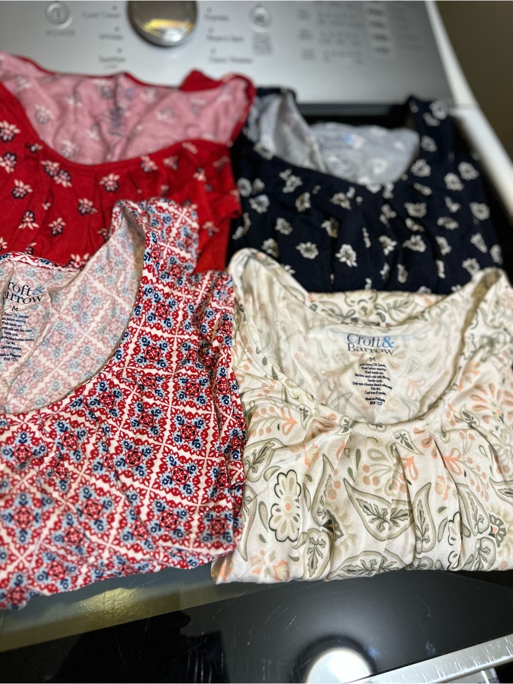 croft & barrow womens, Floral Scoop Neck Tops - Red, Navy, Cream tank tops